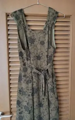 花柄キャミワンピース オリーブグリーン