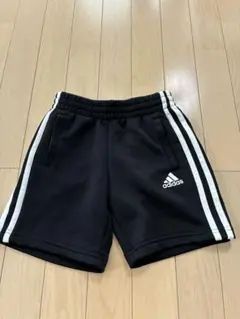 adidas ハーフパンツ　サイズ120センチのサムネイル