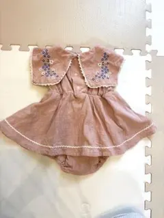 【値下げ】ピンク 花刺繍入り ドレス型ロンパースのサムネイル
