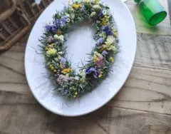 ドライフラワーのオーバルリース　春待ちリース