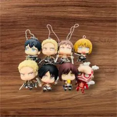 進撃の巨人 デフォルメキャラ 8体セット　キーホルダー