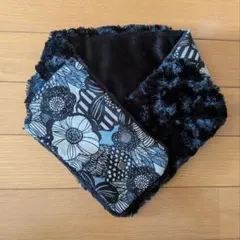 ボアマフラー ハンドメイド 黒花