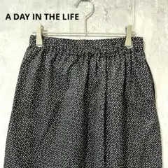 A DAY IN THE LIFE ドット　総柄　ロング　フレアスカート 薄手のサムネイル