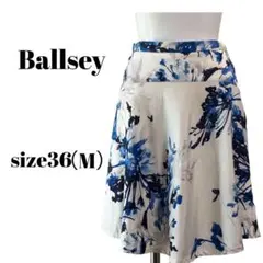 【Ballsey】 膝丈フレアスカート 花柄 ホワイト ブルー サイズ36(M)のサムネイル