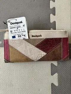 Desigual ジオメトリックデザイン 長財布 新品のサムネイル