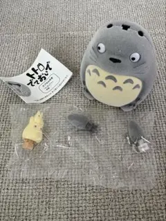トトロ ガチャ どんぐり共和国 カプセルトイのサムネイル