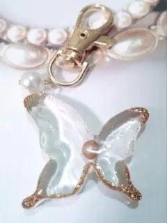 蝶のキーホルダー（クリア）