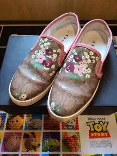 COACH 花柄スリッポンスニーカー