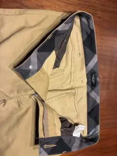 BLACK LABELベージュ チノパンのサムネイル