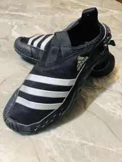 マリンシューズ　adidas 22.5cm