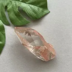 R様専用おまとめ　虹煌めくスモーキーゴールドウラルレムリアン　夢幻ローズクォーツ 2025年最新スフィア台座の人気アイテム - メルカリ