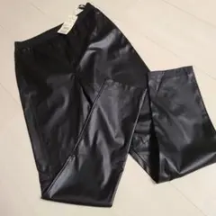 値下げ❤️タグ付き未使用❤️イネド　サイズ9　レザー風パンツ