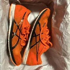 オレンジ メッシュアッパー ランニングシューズ 24.0cm