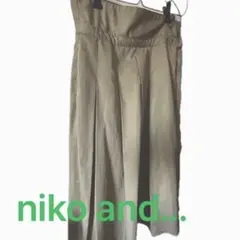 【美品】ニコアンド　チノスカート　 プリーツ　Mサイズ