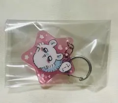 ちいかわ　星型アクリルキーホルダー　モモンガ
