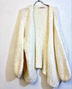 アプワイザーリッシェ　ニットボレロカーディガン　ホワイト