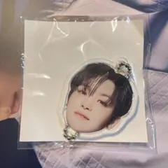 【購入前コメント必須】 treasure ジフン　カプセルトイ　顔アクキー