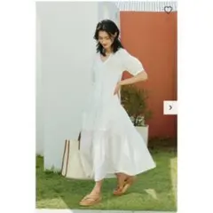 GU Vネックティアードワンピース 白 ホワイト 夏服 清楚 ロング 半袖