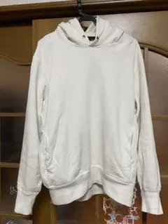 UNIQLOホワイト フード付きパーカー Lサイズ