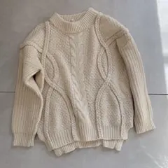 ケーブルニット ニット