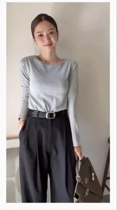 アベイル✖️ericaコラボ　カップ付きリブロンT