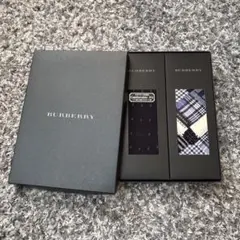 BURBERRY 靴下・ハンカチセット