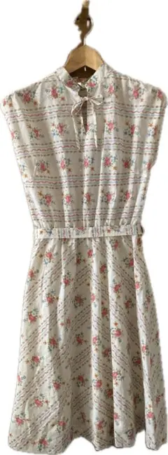 古着　vintage 花柄ワンピース　レトロ　42