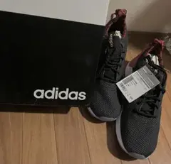 adidas スポーツシューズ 黒/赤