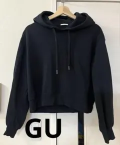 GU クロップドスウェットパーカー　韓国ファッション