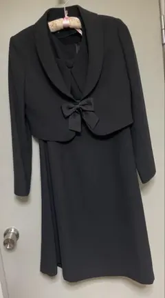 エレガントな黒の3点セット 礼服 喪服 11号