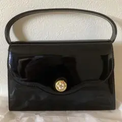 Item thumbnail for item f6254cf4-7731-4914-ad0d-5bdccd44626c