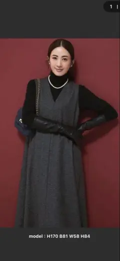 【新品未使用】23区 ラメミックスツイードＶネックワンピース（Ｌ）