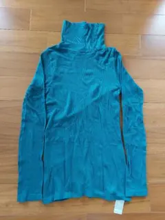 ★ユニクロヒートテックタートルネック