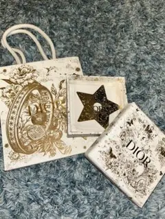 Dior ショップ袋と星型箱セット