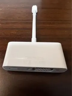 Lightning VGA アダプタ　Apple純正