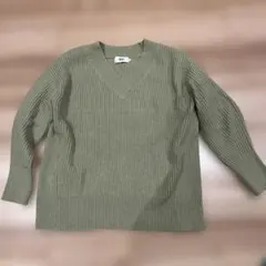 AZUL by MOUSSY Vネックセーター　Sサイズ オリーブグリーン