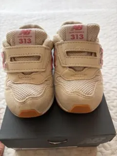 New Balance 313 13cm ベージュ ピンク キッズスニーカー