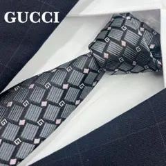 【美品】グッチ　ネクタイ　グレー　GG柄　ハイブランド　高級シルク