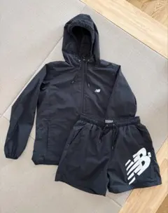 ☆ちゃんゆい☆ 様専用　New Balance ジャケットショートパンツセットのサムネイル