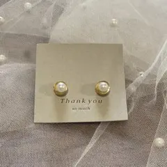新品未使用◎小粒パールピアス