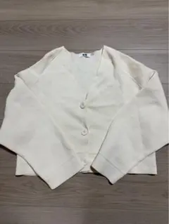 ユニクロ　ユニクロユー　メリノブレンドショートカーディガン　オフホワイト　S