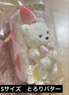 kikiスクイーズ　kikisquishy Sサイズ　くま　いちご　断面ケーキ