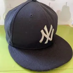 NEW ERA 9FORTYヤンキース キャップ ゴールド刺繍