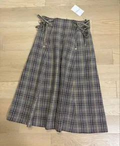 チェック柄リボン付きロングスカート