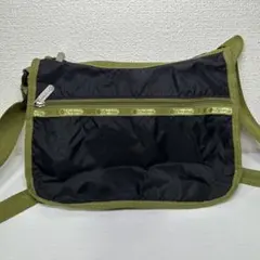 美品 レスポートサック ショルダーバッグ 黒×カーキ 軽量 斜めがけ ナイロンのサムネイル
