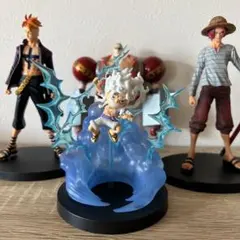 ワンピース　フィギュア　4体セット　ルフィ
