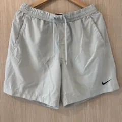 NIKE ハーフパンツ　XLサイズ