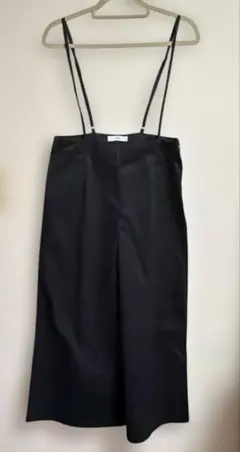 タグなし新品　ブラック サロペット Lサイズ
