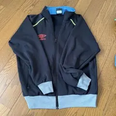 umbro アウター　ジャージ　150サイズ