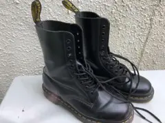 ドクターマーチン　ブーツ